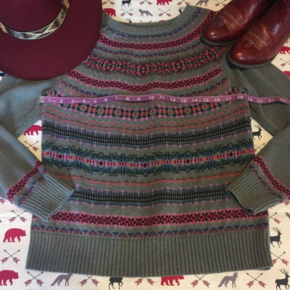 Soft Chaps Aztec sweater - Picture 4 of 6